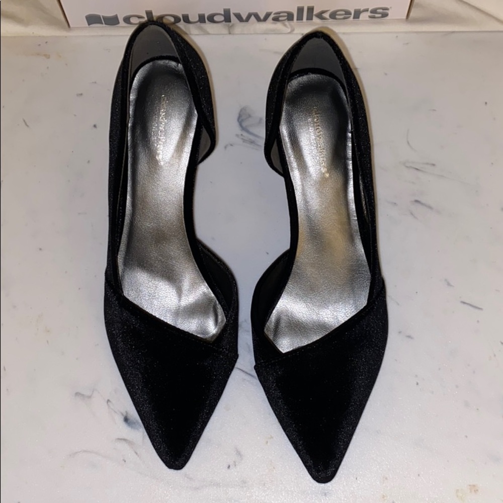 Cloudwalkers Size 11W Black Velvet Heel